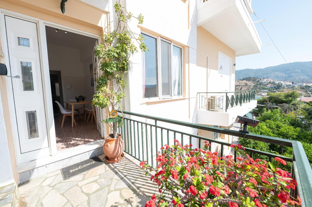 Villa Sofia Sea View Poros Town Eksteriør billede